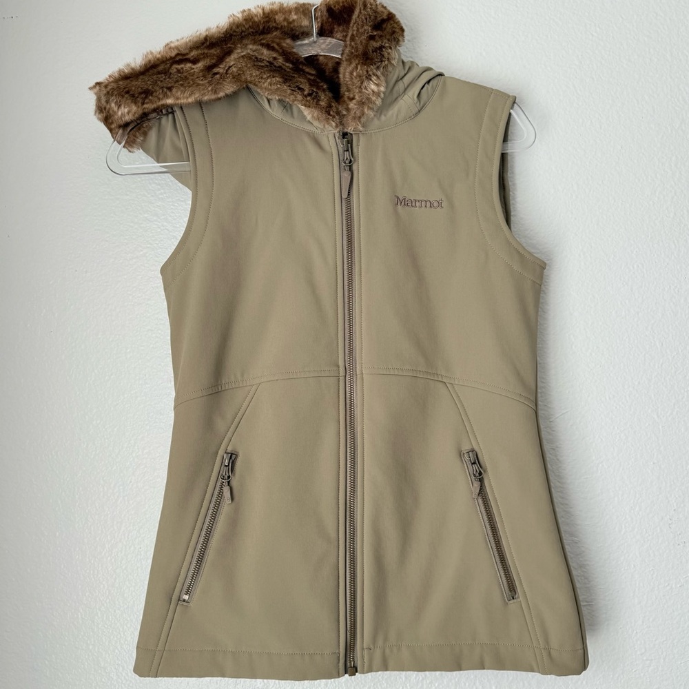 Marmot soft-shell vest faux fur lined hood embroidered Gorpcore outdoor hiking S